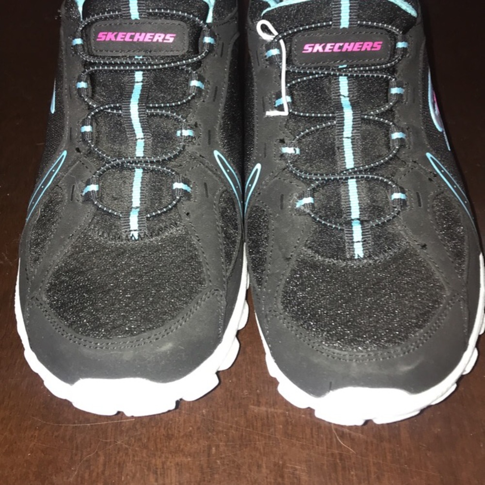 Women’s sketchers